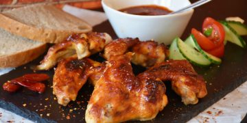 Куриные крылышки кхо по-Камбоджийски