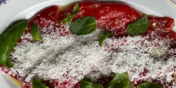Сладкий перец с выдержанной брынзой